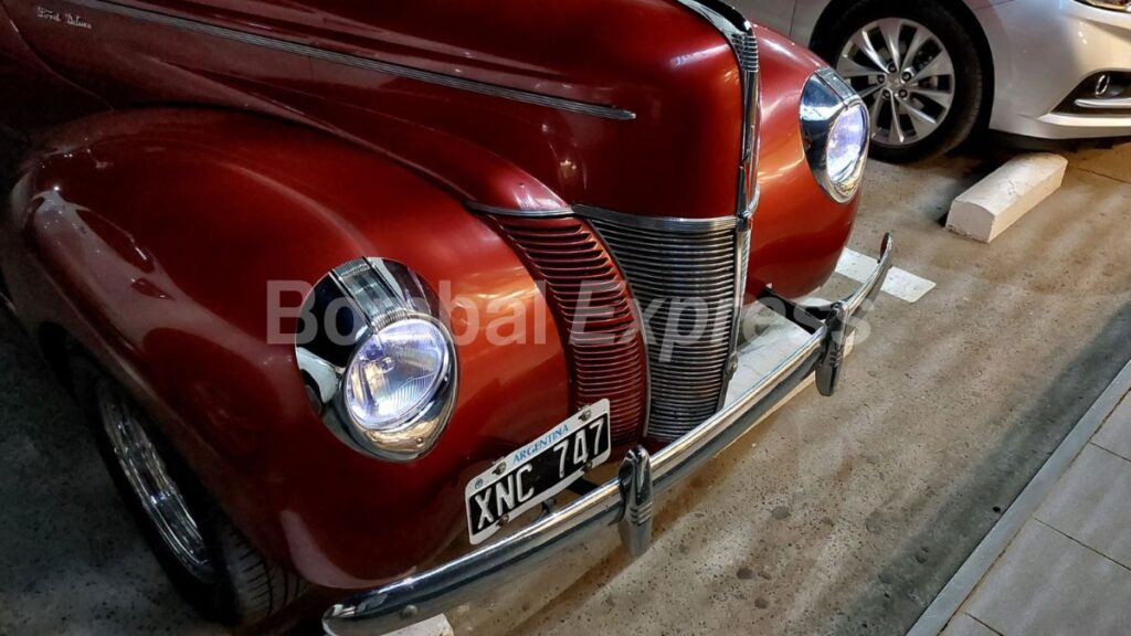 Ford 1940, otra vista delantera.