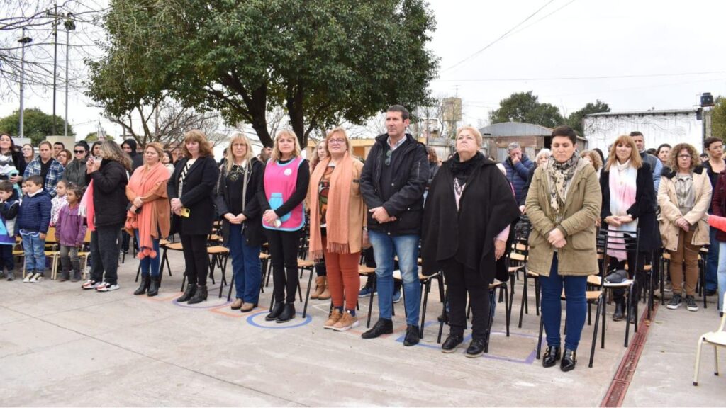 Acto por los 25 años del Jardín de Infantes N° 190 de Bombal.