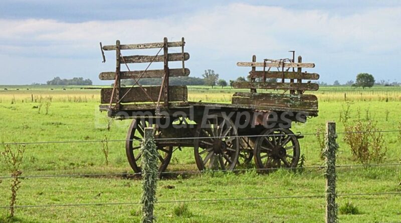 Sobreviviente de tiempos anteriores, una chata en el paisaje de Bombal.