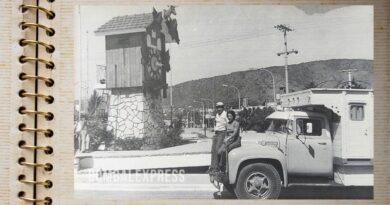 Silvia y Alfredo en Carlos Paz, junto al Cucú, en 1975.